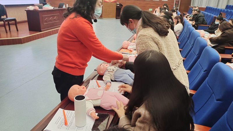 住家育儿嫂工作清单：育儿嫂日常职责全解析