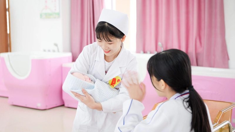 母婴服务公司适合上班族兼职吗